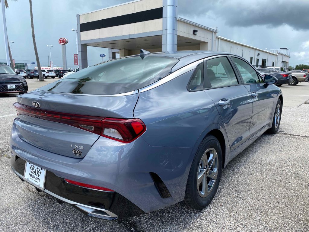 2021 K5 rear at Gay Family Kia in Dickinson TX