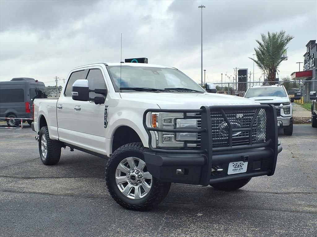2017 Ford Super Duty F-250 SRW Platinum