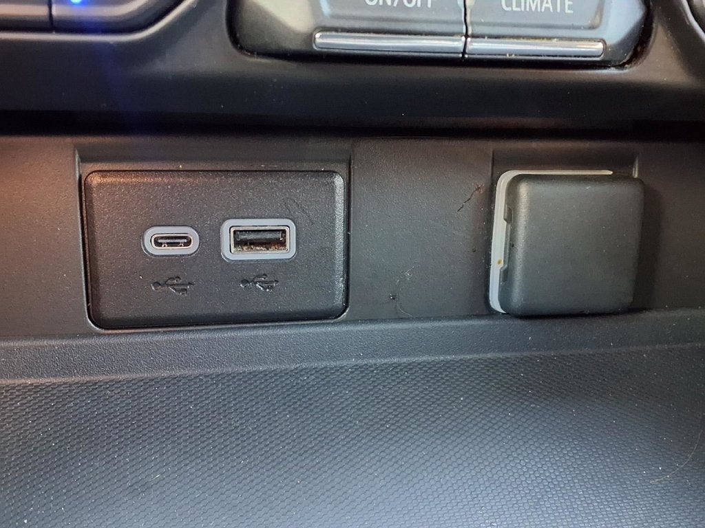 2024 GMC Yukon XL AT4