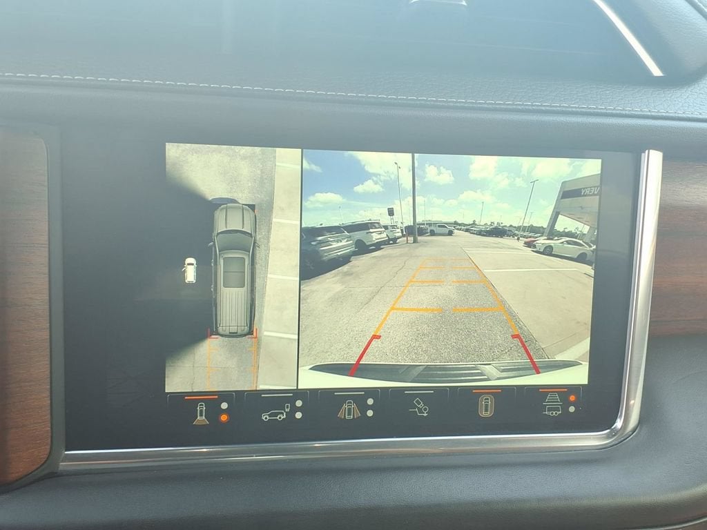 2023 GMC Yukon XL Denali Ultimate