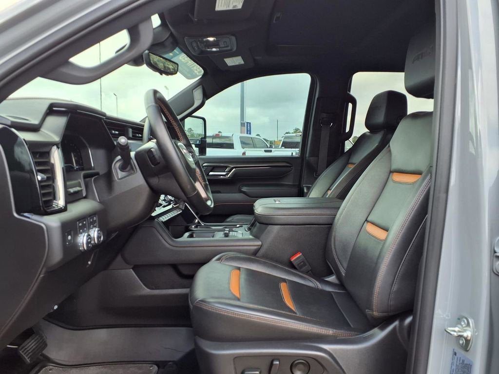 2025 GMC Sierra 2500 HD AT4