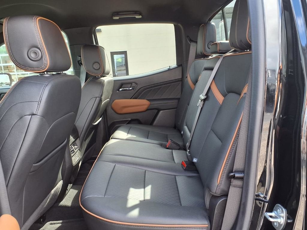 2024 GMC Canyon AT4
