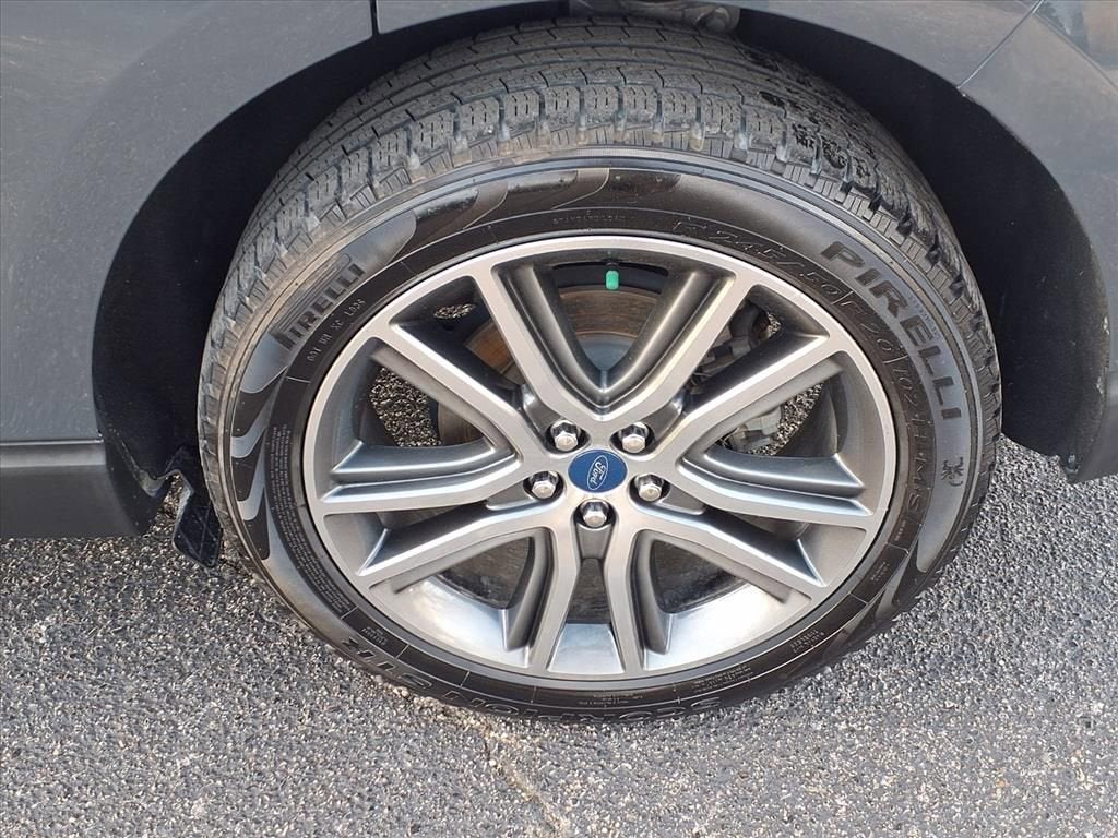 2021 Ford Edge Titanium