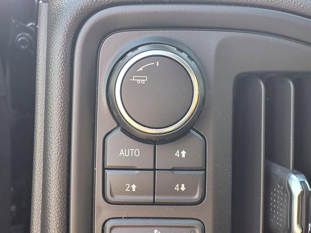 2023 Chevrolet Silverado 1500 Custom Trail Boss