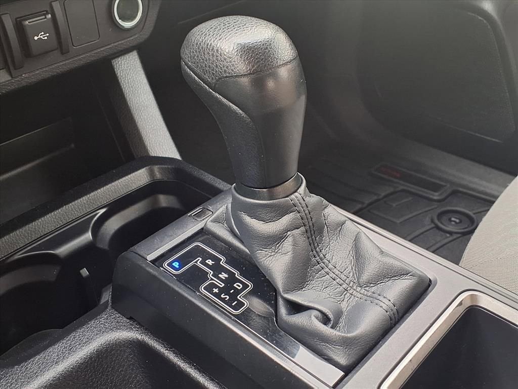 2022 Toyota Tacoma 4WD SR