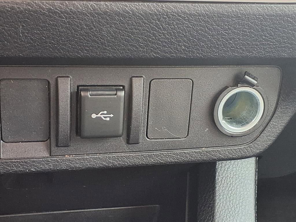 2022 Toyota Tacoma 4WD SR