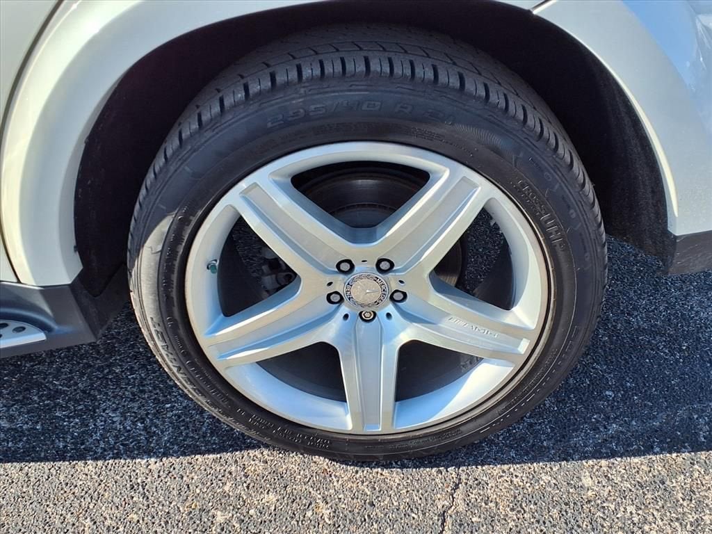 2011 Mercedes-Benz GL-Class GL 550