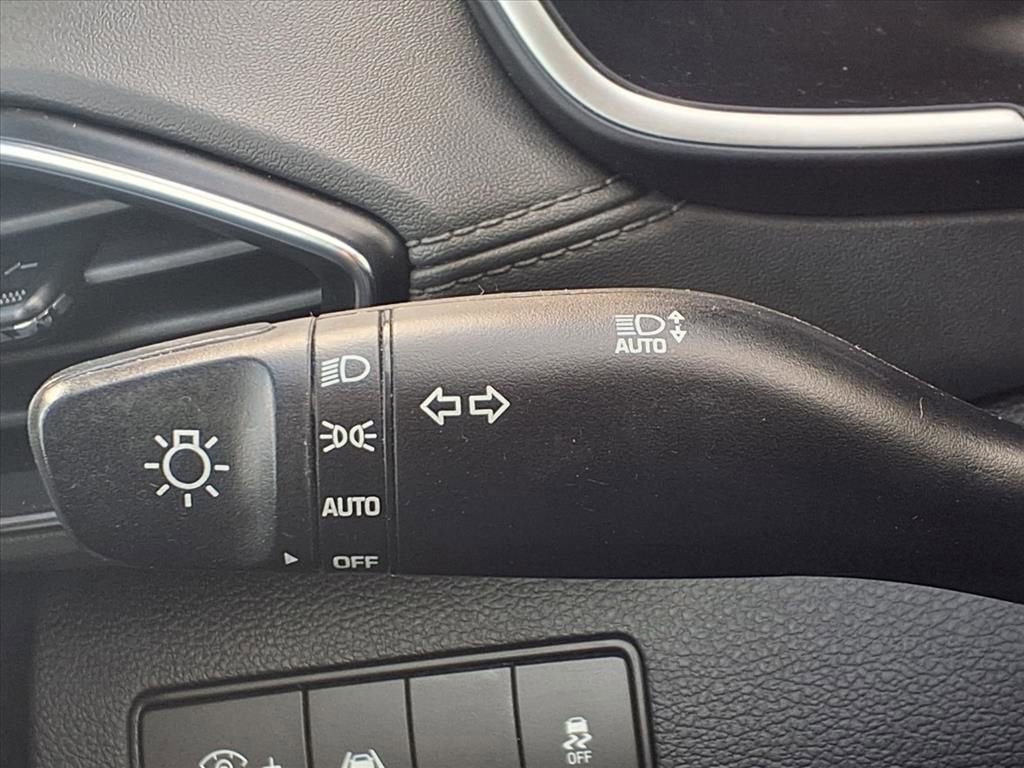 2021 Hyundai Santa Fe SE