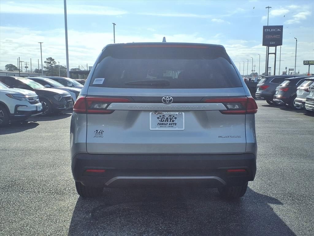2024 Toyota Grand Highlander XLE