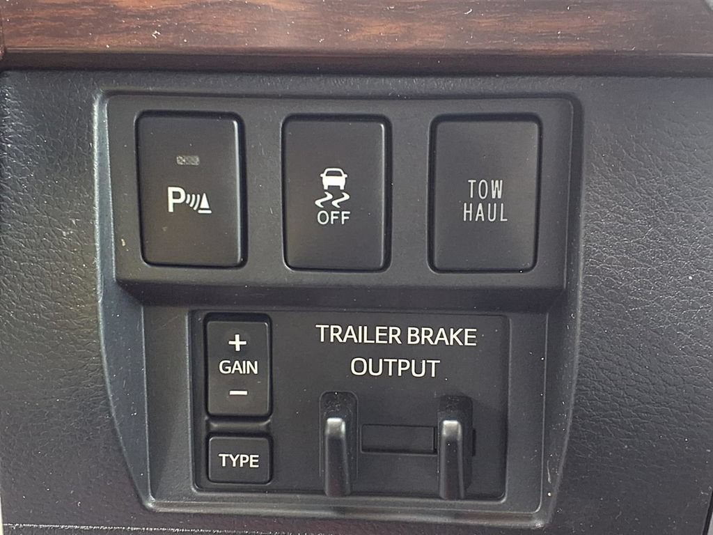 2017 Toyota Tundra Limited 5.7L V8