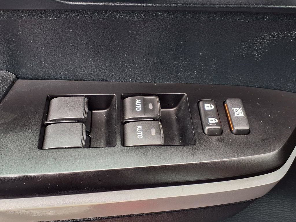 2017 Toyota Tundra Limited 5.7L V8
