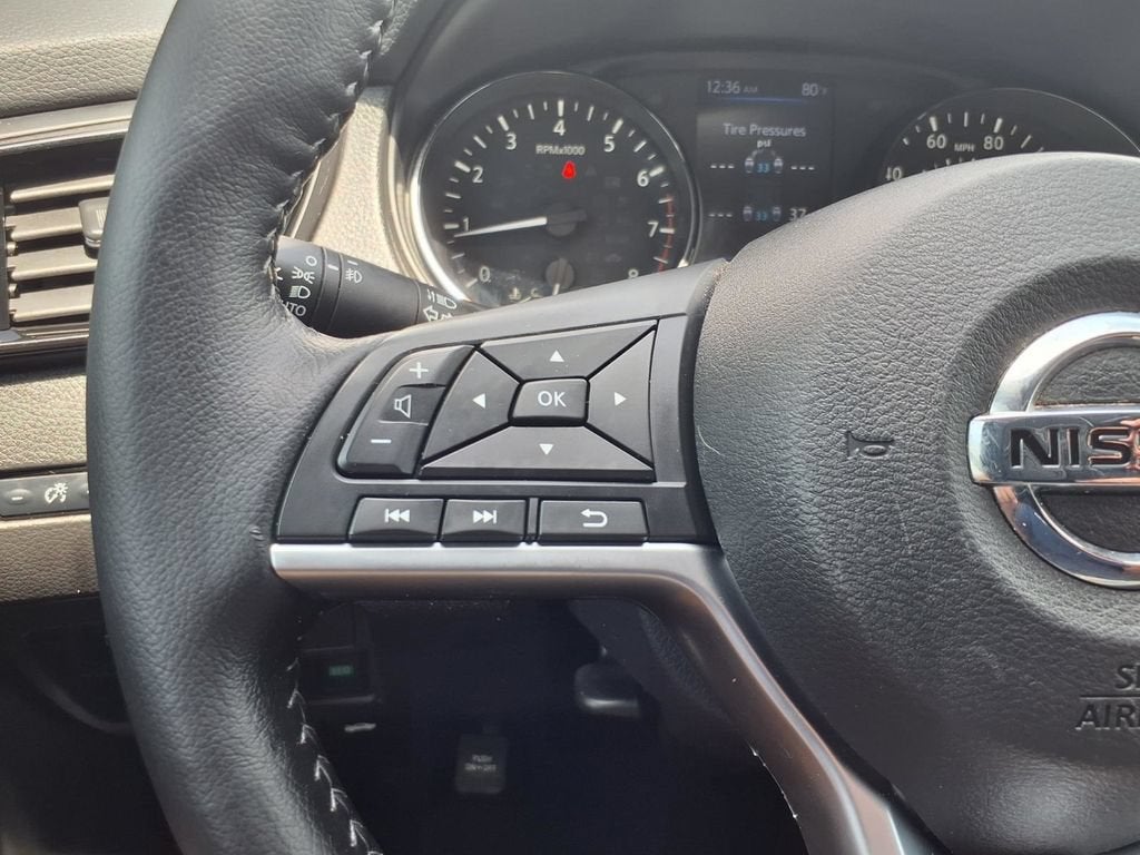 2021 Nissan Rogue Sport SV FWD Xtronic CVT