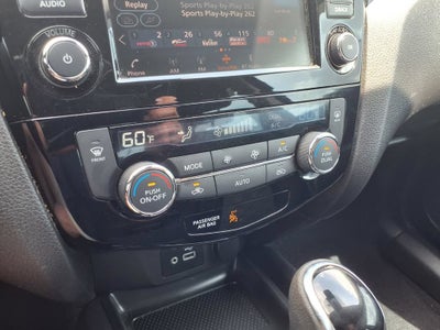 2021 Nissan Rogue Sport SV FWD Xtronic CVT