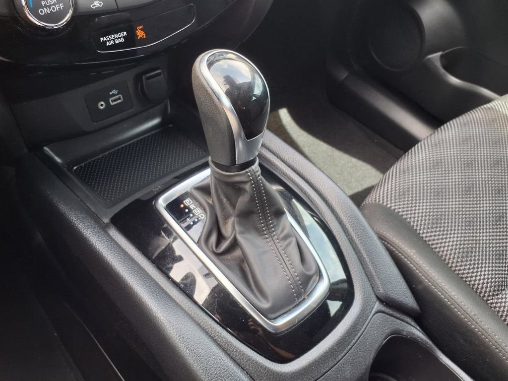 2021 Nissan Rogue Sport SV FWD Xtronic CVT