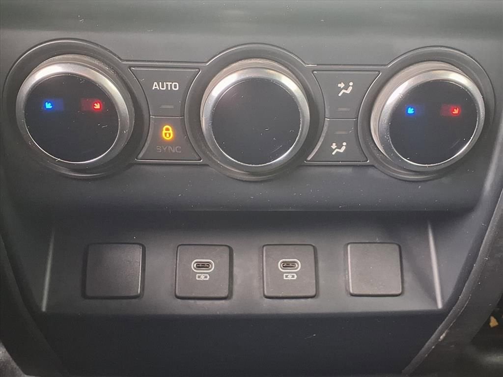 2024 Land Rover Defender X