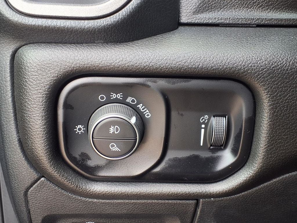 2025 RAM 1500 Warlock