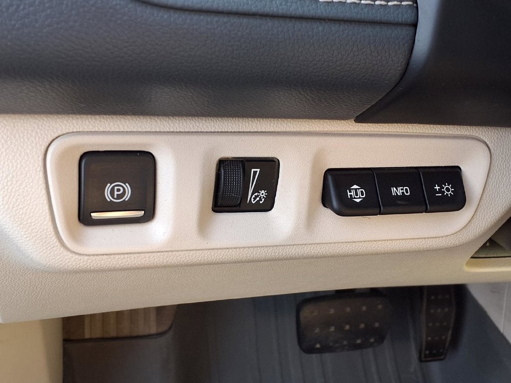 2020 GMC Acadia Denali