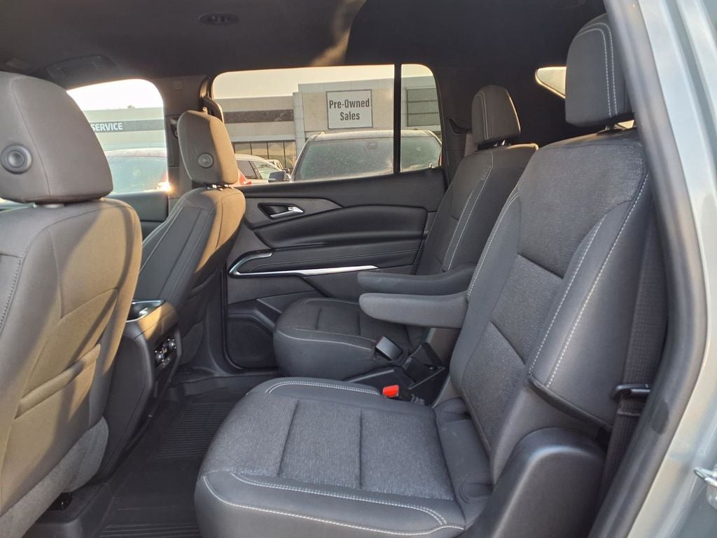 2024 Chevrolet Traverse LT
