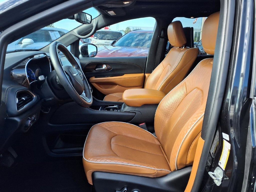 2021 Chrysler Pacifica Hybrid Pinnacle