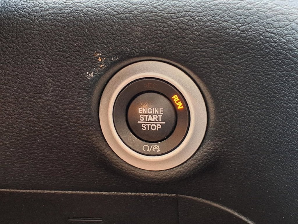 2021 Chrysler Pacifica Hybrid Pinnacle