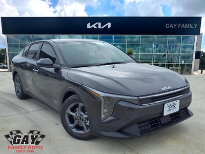 2025 Kia K4 LXS