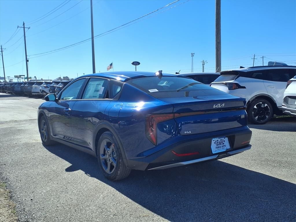 2026 Kia K4 LXS
