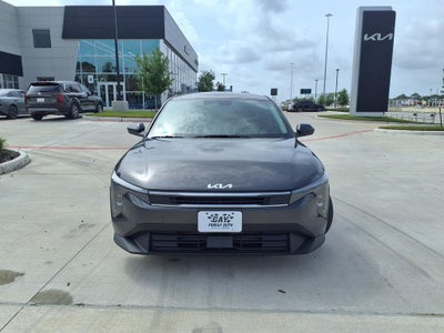 2026 Kia K4 LXS