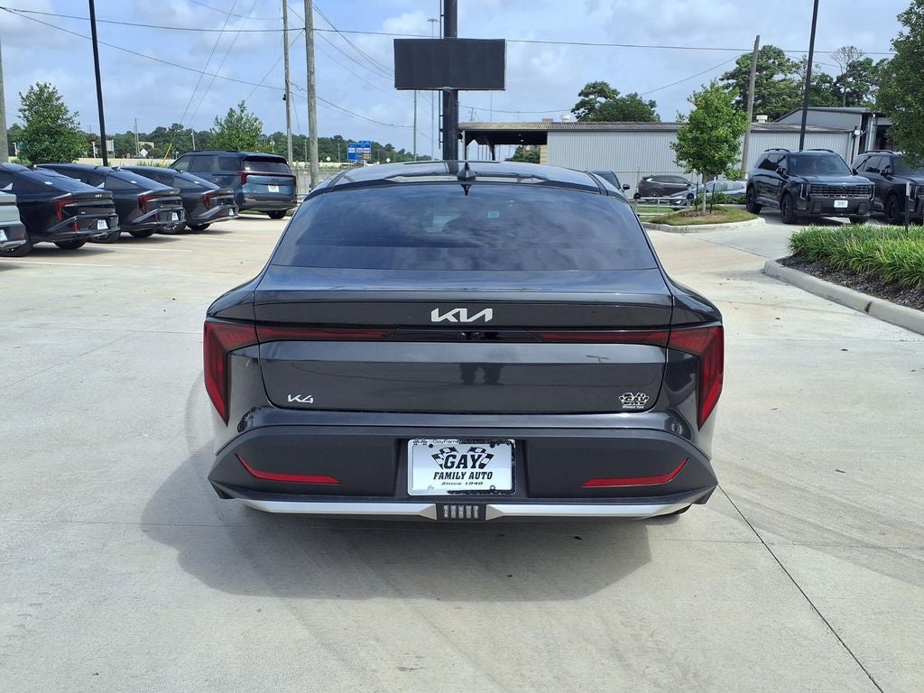 2026 Kia K4 LXS