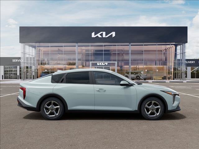 2027 Kia K4 LXS