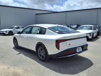 2026 Kia K4 LXS
