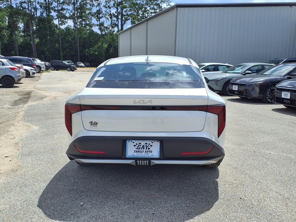 2026 Kia K4 LXS