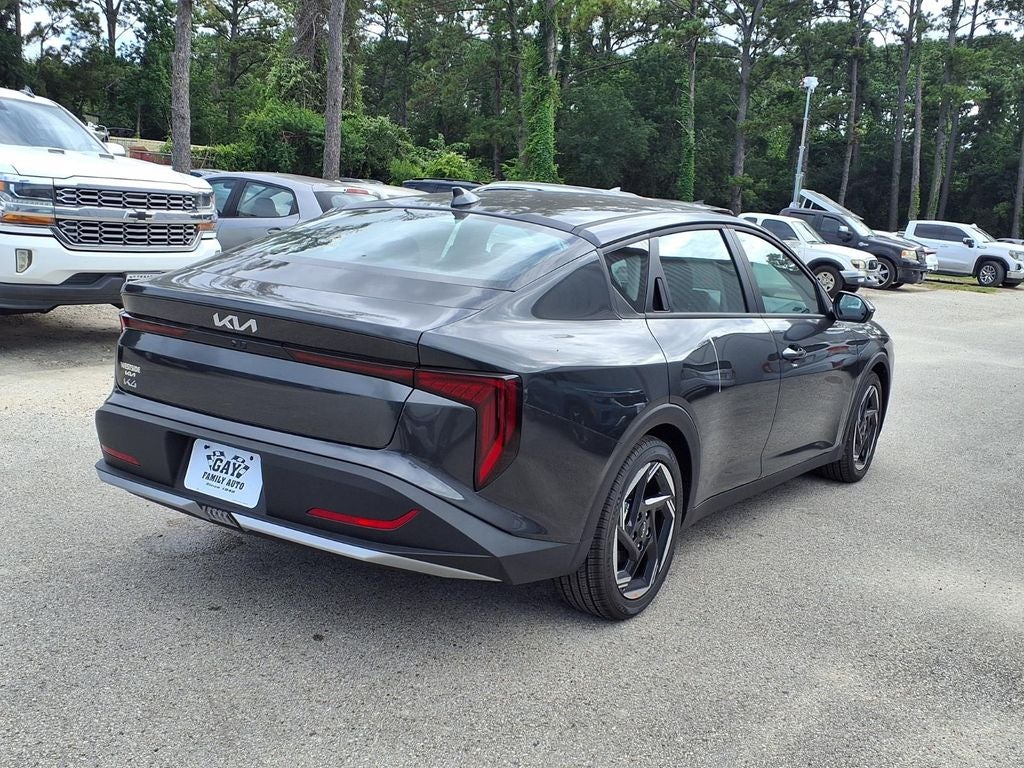2026 Kia K4 EX