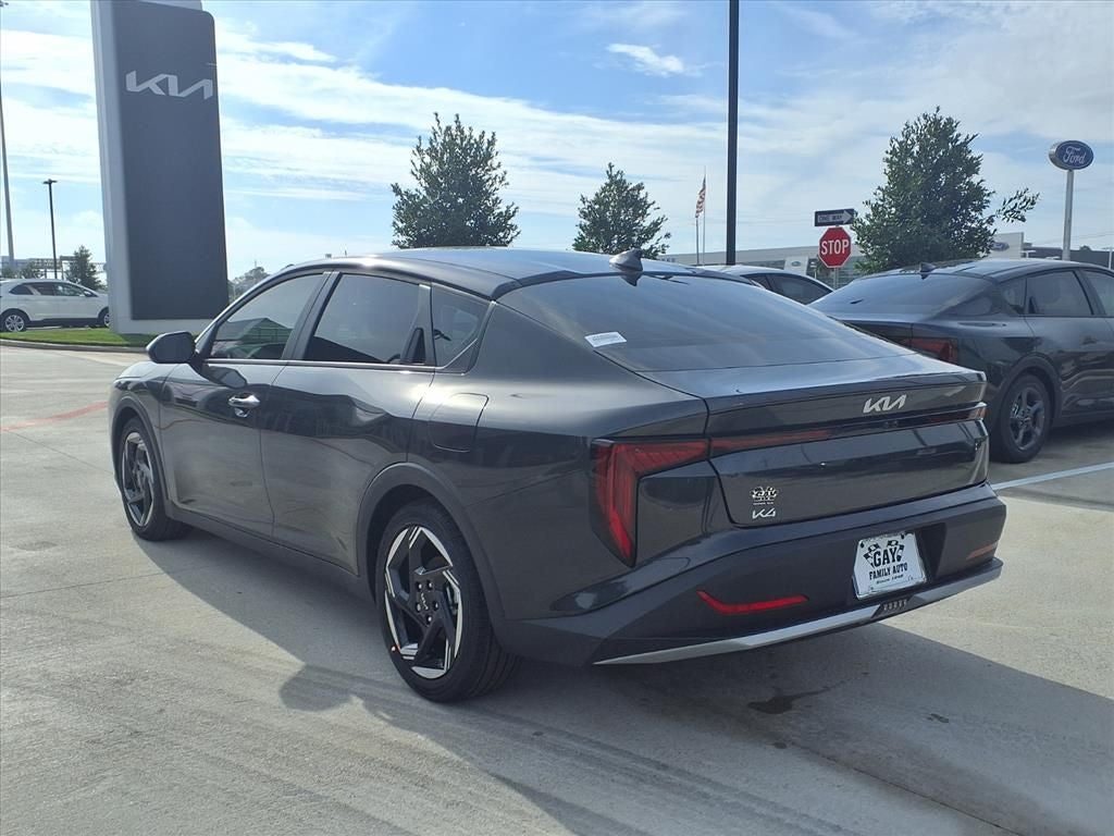 2025 Kia K4 EX