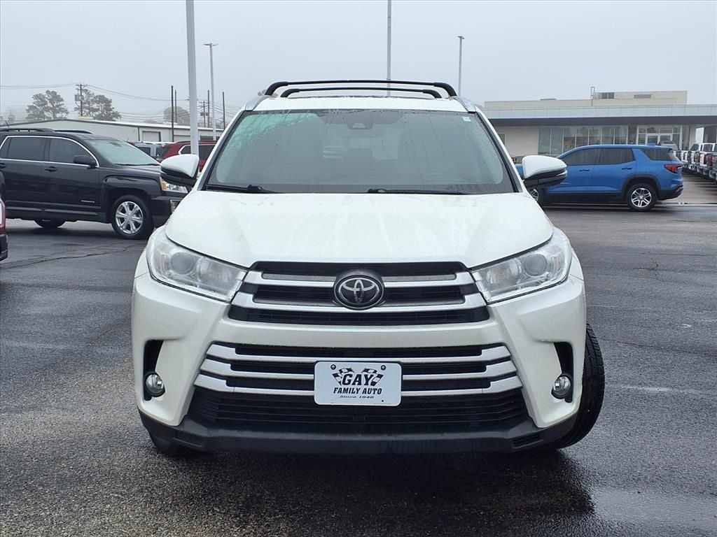 2017 Toyota Highlander Base