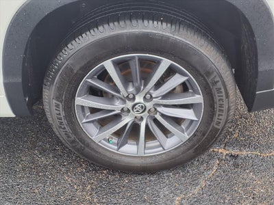 2017 Toyota Highlander Base