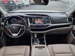 2017 Toyota Highlander Base