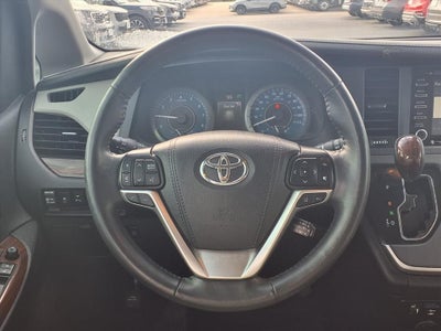 2020 Toyota Sienna Limited Premium 7 Passenger