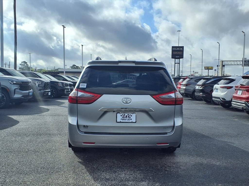 2020 Toyota Sienna Limited Premium 7 Passenger
