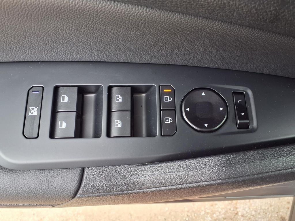 2027 Kia Sportage EX