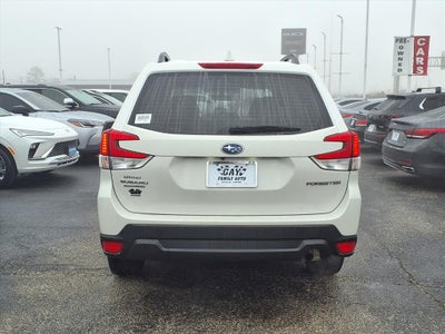 2021 Subaru Forester Base