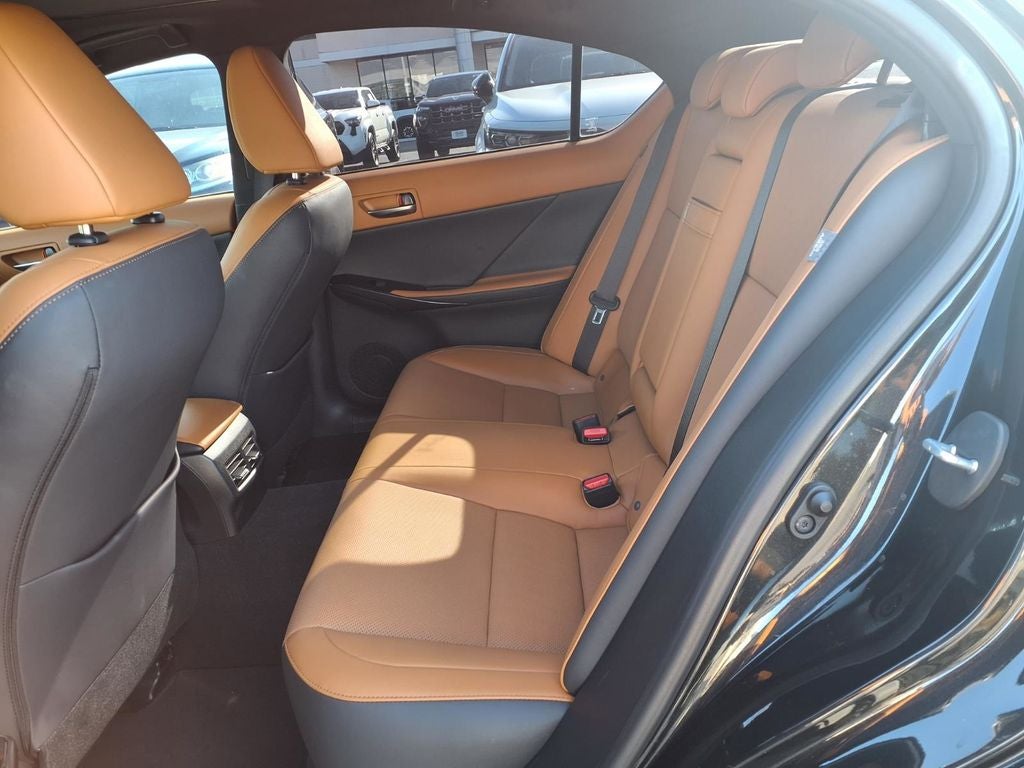 2024 Lexus IS 350 F SPORT Design