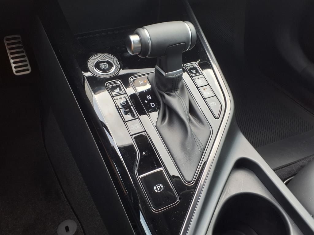 2025 Kia Niro SX Touring